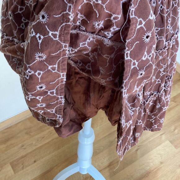 American Eagle Outfitters Tiered Eyelet‎ Mini Skirt Size Small (C8) - Picture 3 of 10